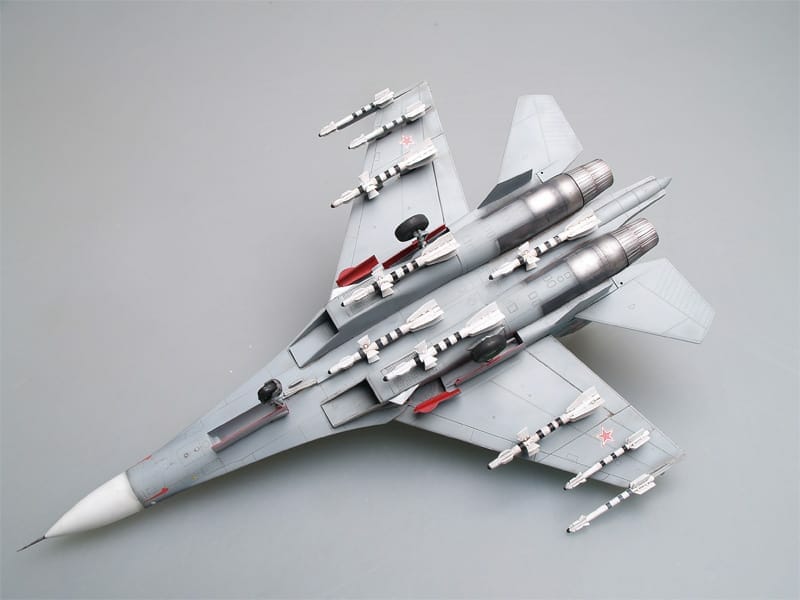Trumpeter - 1:72 Scale - 01645 Russian Su-27UB Flanker C Fighter Plastic Model Kit