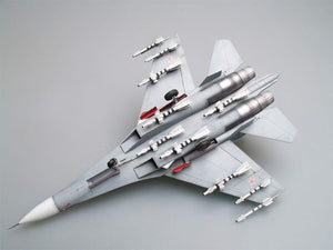 Trumpeter - 1:72 Scale - 01645 Russian Su-27UB Flanker C Fighter Plastic Model Kit