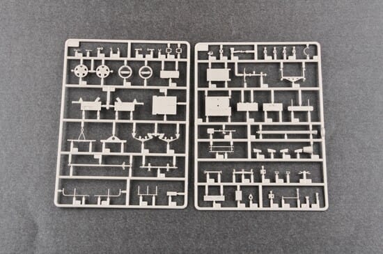 Trumpeter - 1/72 Scale - 02345 Soviet Limber 52-R-353M Mod.1942 Plastic Model Kit