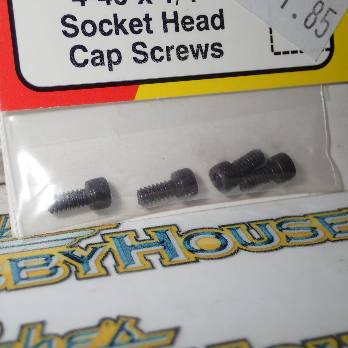 Dubro 569 - 4-40 x 1/4" Socket Head Cap Screws