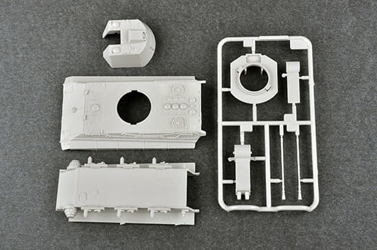 TRUMPETER - 1:72 Scale 07124 German E-50 Flakpanzer Plastic Model Kit