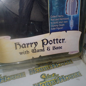 NECA 60008 - Harry Potter and The Order of The Phoenix Figurine With Wand and Base