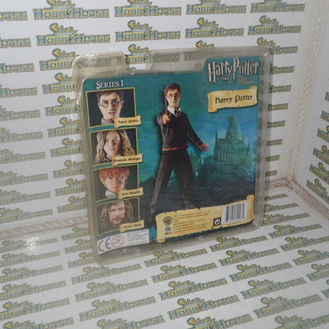 NECA 60008 - Harry Potter and The Order of The Phoenix Figurine With Wand and Base