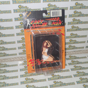 Motor Heads Miniatures #703 - 1/18 Lilliane Hand Painted Cold-Cast Resin Figurine