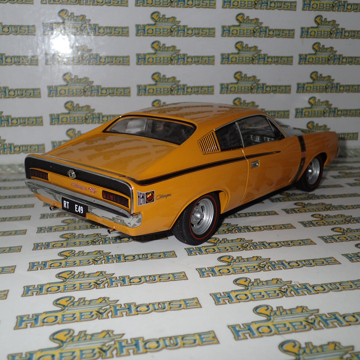 BIANTE AUTOart 71503 – 1:18 CHRYSLER CHARGER E49 DIE-CAST REPLICA