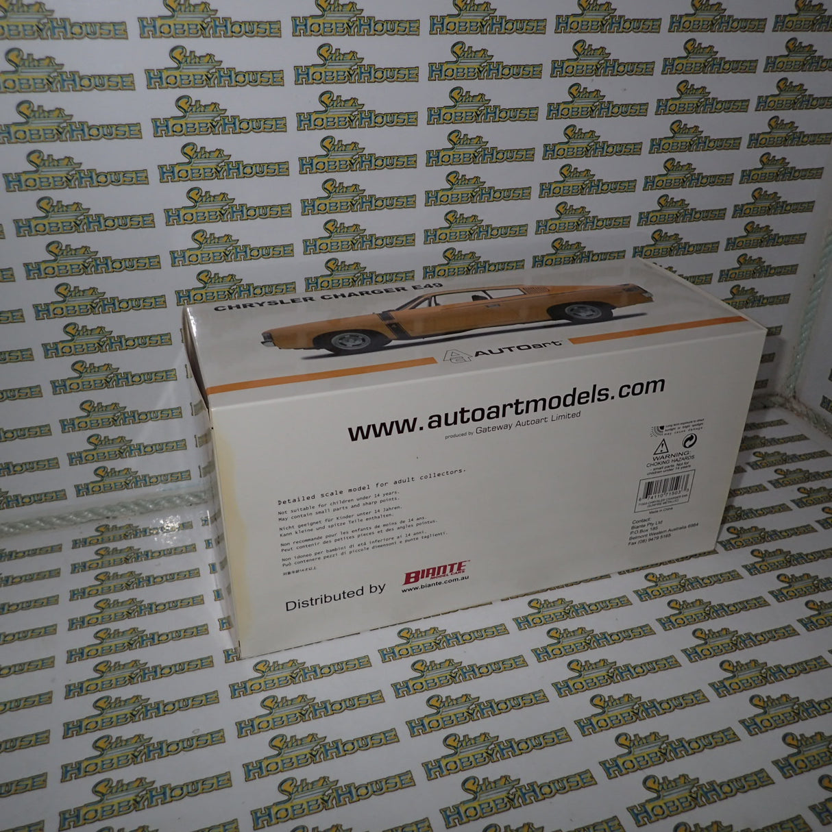 BIANTE AUTOart 71503 – 1:18 CHRYSLER CHARGER E49 DIE-CAST REPLICA
