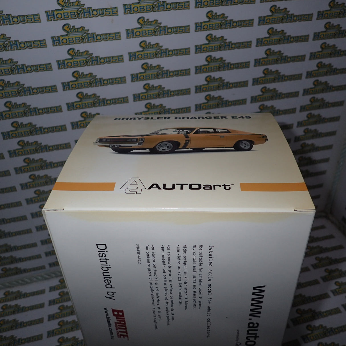 BIANTE AUTOart 71503 – 1:18 CHRYSLER CHARGER E49 DIE-CAST REPLICA