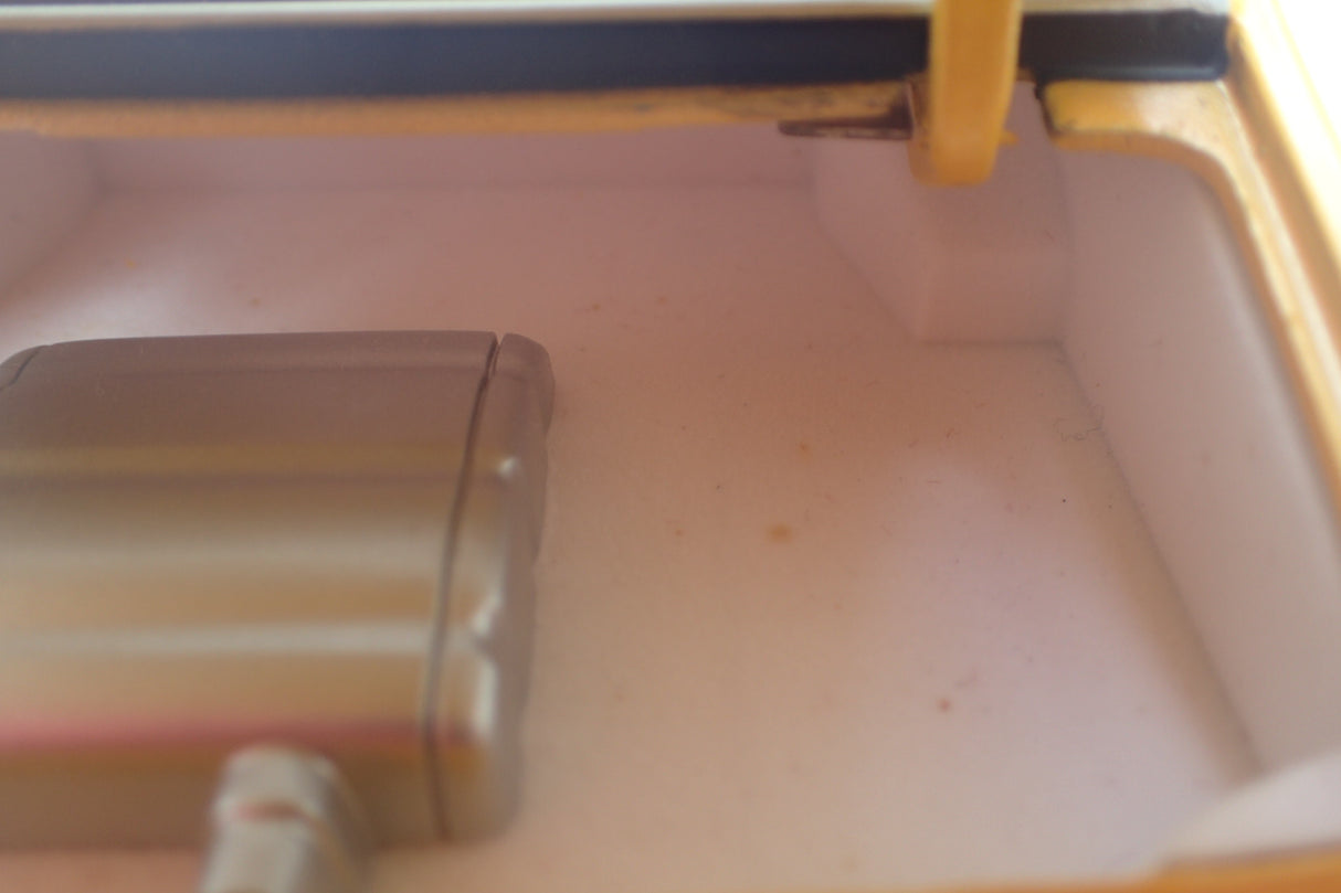 Autoart 72577 - 1/18 Scale - Holden LJ Torana GTR XU-1 Street Machine in Metallic Yellow Diecast Scale Model Replica