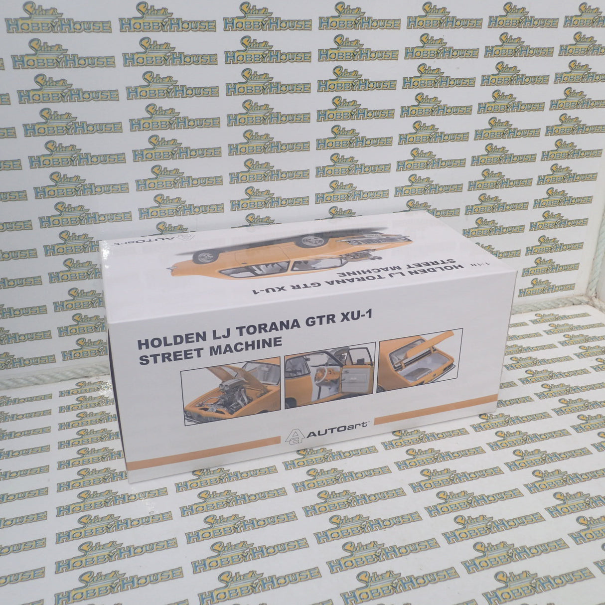 Autoart 72577 - 1/18 Scale - Holden LJ Torana GTR XU-1 Street Machine in Metallic Yellow Diecast Scale Model Replica