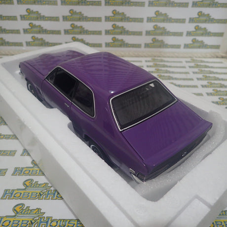 BIANTE AUTOART 72586 1/18 HOLDEN LC TORANA GTR XU-1 IN PLUMDINGER PURPLE