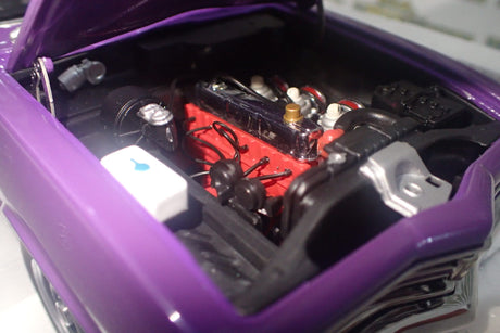 BIANTE AUTOART 72586 1/18 HOLDEN LC TORANA GTR XU-1 IN PLUMDINGER PURPLE