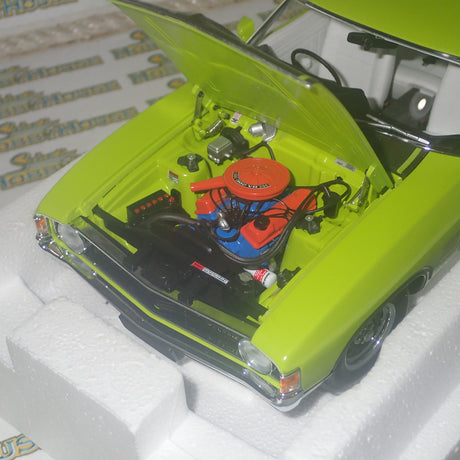 Biante AutoArt A72727 - 1/18 Scale Ford XA Falcon Coupe Superbird in Lime Glaze/Jewel Green Diecast Scale Model Replica