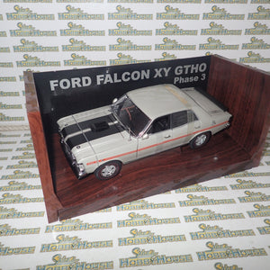 Biante 72757 - 1/18 Ford XY Falcon GTHO Phase 3 Quicksilver Die-Cast Replica