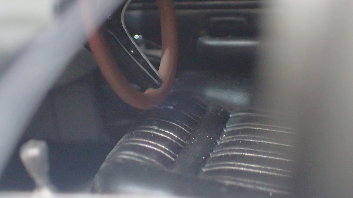 Biante 72757 - 1/18 Ford XY Falcon GTHO Phase 3 Quicksilver Die-Cast Replica