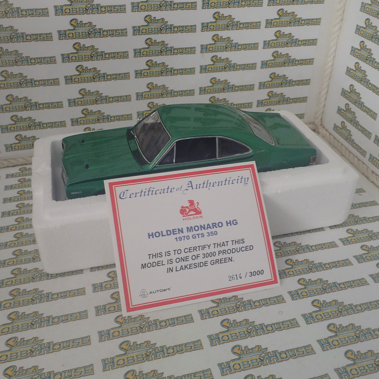 Biante 73403 - 1/18 scale Holden HG GTS 3550 Monaro Coupe in Lakeside Green