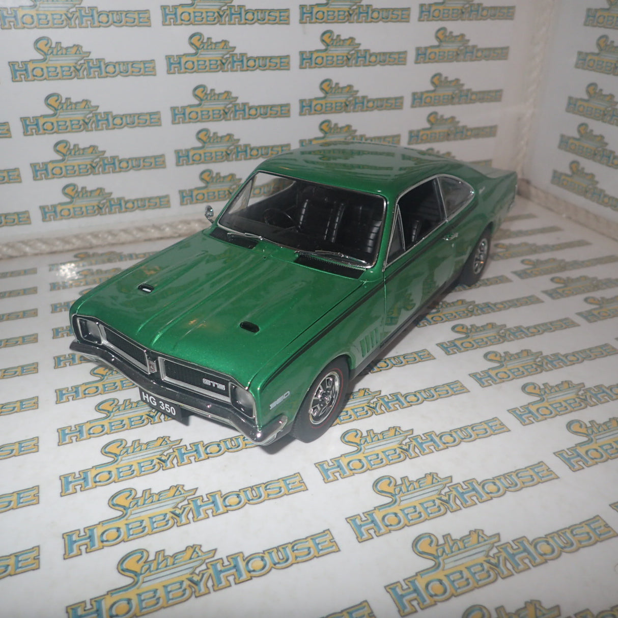Biante 73403 - 1/18 scale Holden HG GTS 3550 Monaro Coupe in Lakeside Green