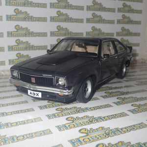 BIANTE 73454 Holden LX SS A9X Torana Hatchback Tuxedo Black