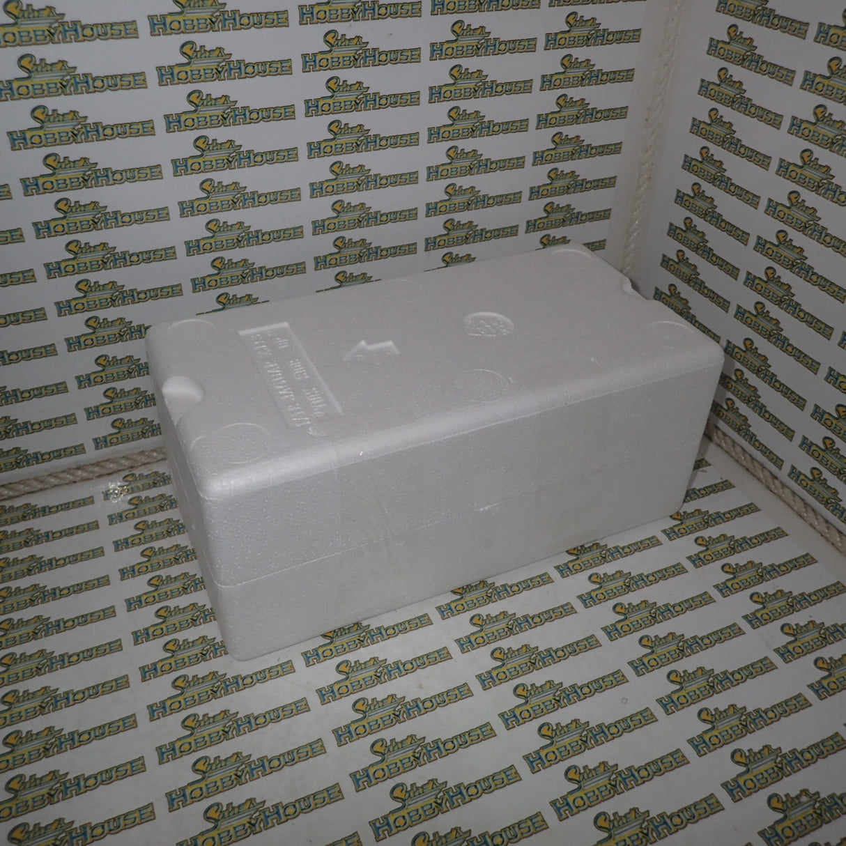 Autoart Millennium 73541 - 1/18 Jaguar XJ 13 Diecast Scale Model Replica