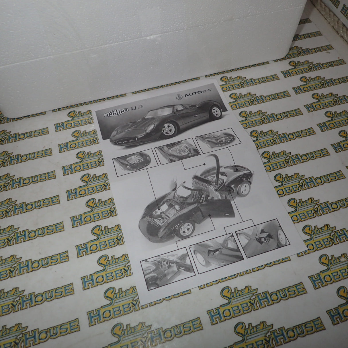 Autoart Millennium 73541 - 1/18 Jaguar XJ 13 Diecast Scale Model Replica