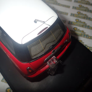 AutoArt 74822 - 1/18 Scale - BMW Mini Cooper Red
