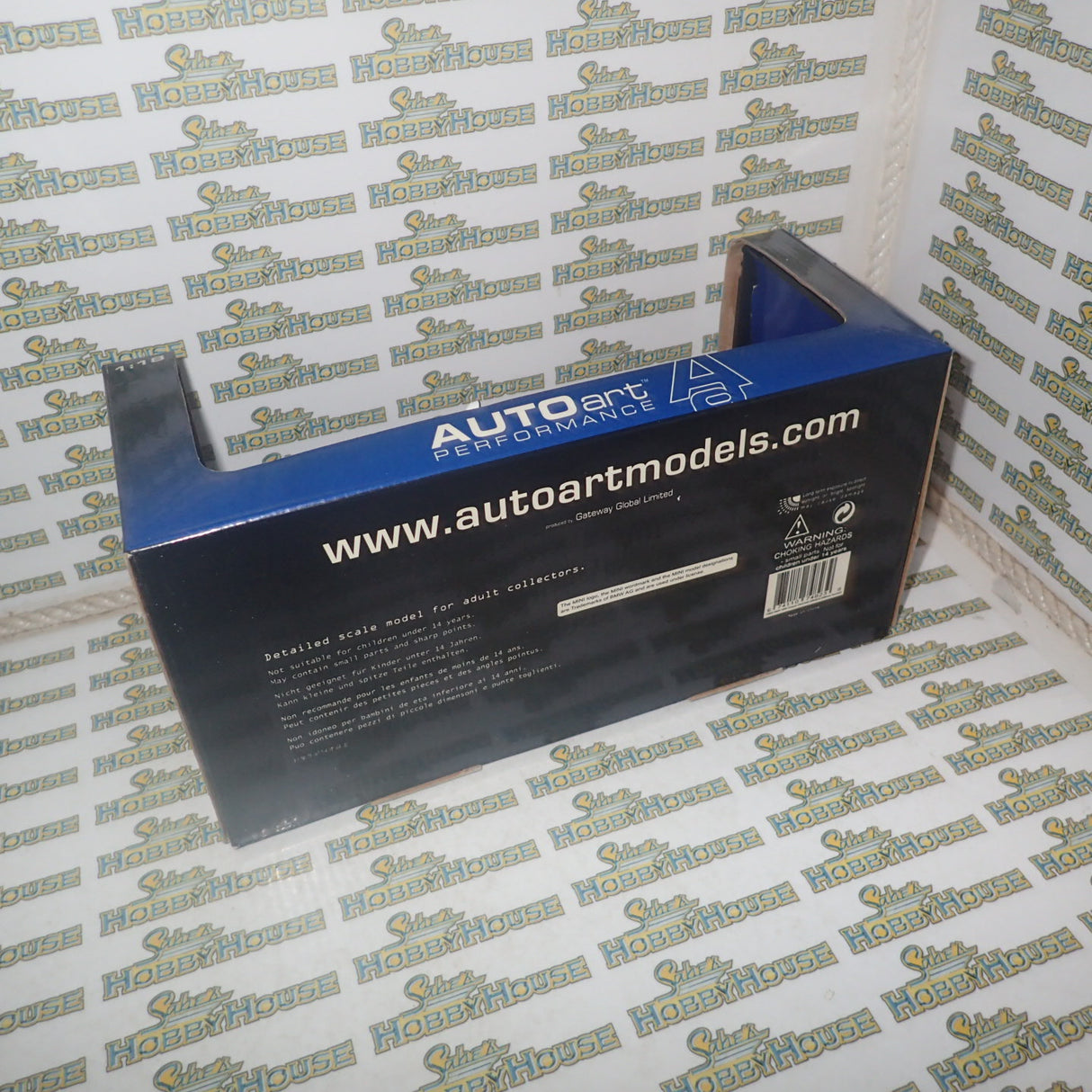 AutoArt 74822 - 1/18 Scale - BMW Mini Cooper Red