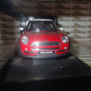 AutoArt 74822 - 1/18 Scale - BMW Mini Cooper Red