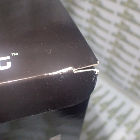 AutoArt 77866 - 1/18 Scale Porsche 356 Speedster Black Steve McQueen Version No. 71 Diecast Model Replica