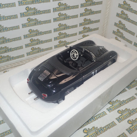 AutoArt 77866 - 1/18 Scale Porsche 356 Speedster Black Steve McQueen Version No. 71 Diecast Model Replica