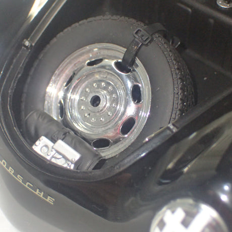 AutoArt 77866 - 1/18 Scale Porsche 356 Speedster Black Steve McQueen Version No. 71 Diecast Model Replica