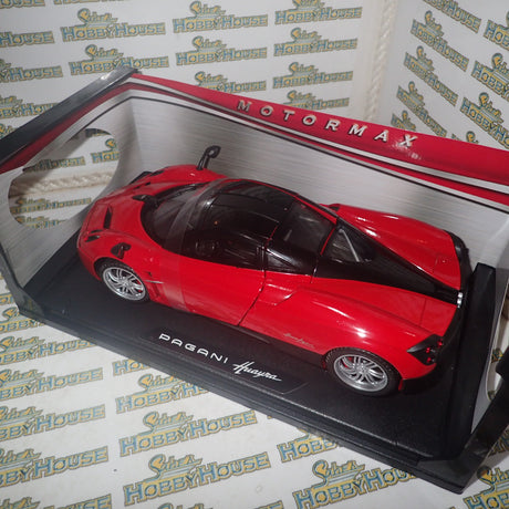 Motor Max 79160 - 1/18 Scale Pagani Huayra in Red & Black