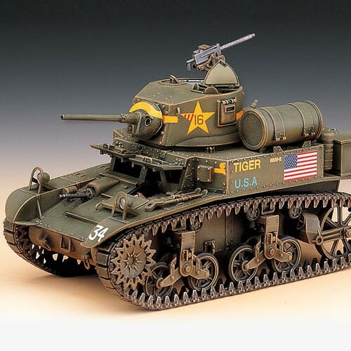 Academy - 1/35 Scale 13269 US M3A1 STUART LIGHT TANK Plastic Model Kit