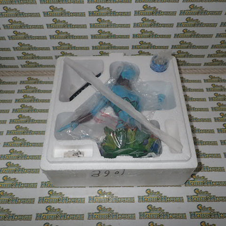 Gentle Giant 80043 - 1/6 AVATAR TSUTEY Mini Bust Statue Limited Edition w/Coa