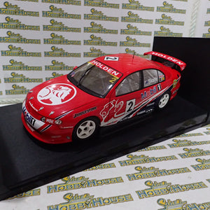 Biante 80061 – 1/18 model of the Mark Skaife year 2000 shell series championship winning HRT Commodore VT Diecast Scale Model Replica.