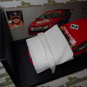 Biante 80061 – 1/18 model of the Mark Skaife year 2000 shell series championship winning HRT Commodore VT Diecast Scale Model Replica.