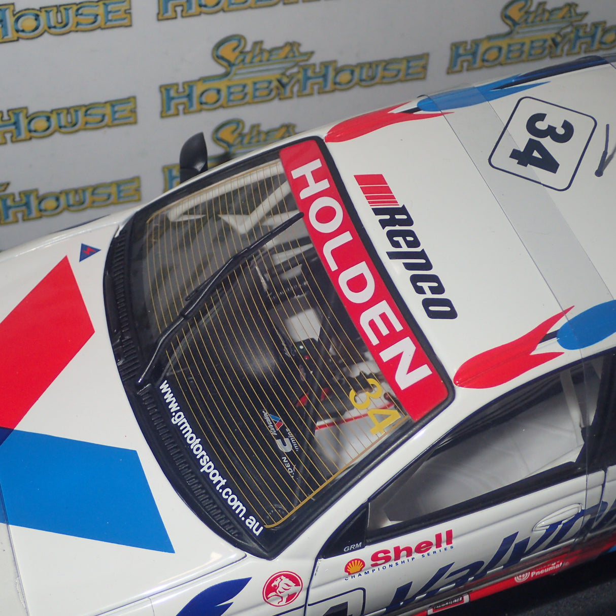 Biante/AutoArt 80163- Diecast 1:18 HOLDEN COMMODORE VX 2001 #34 VALVOLINE GARTHTANDER