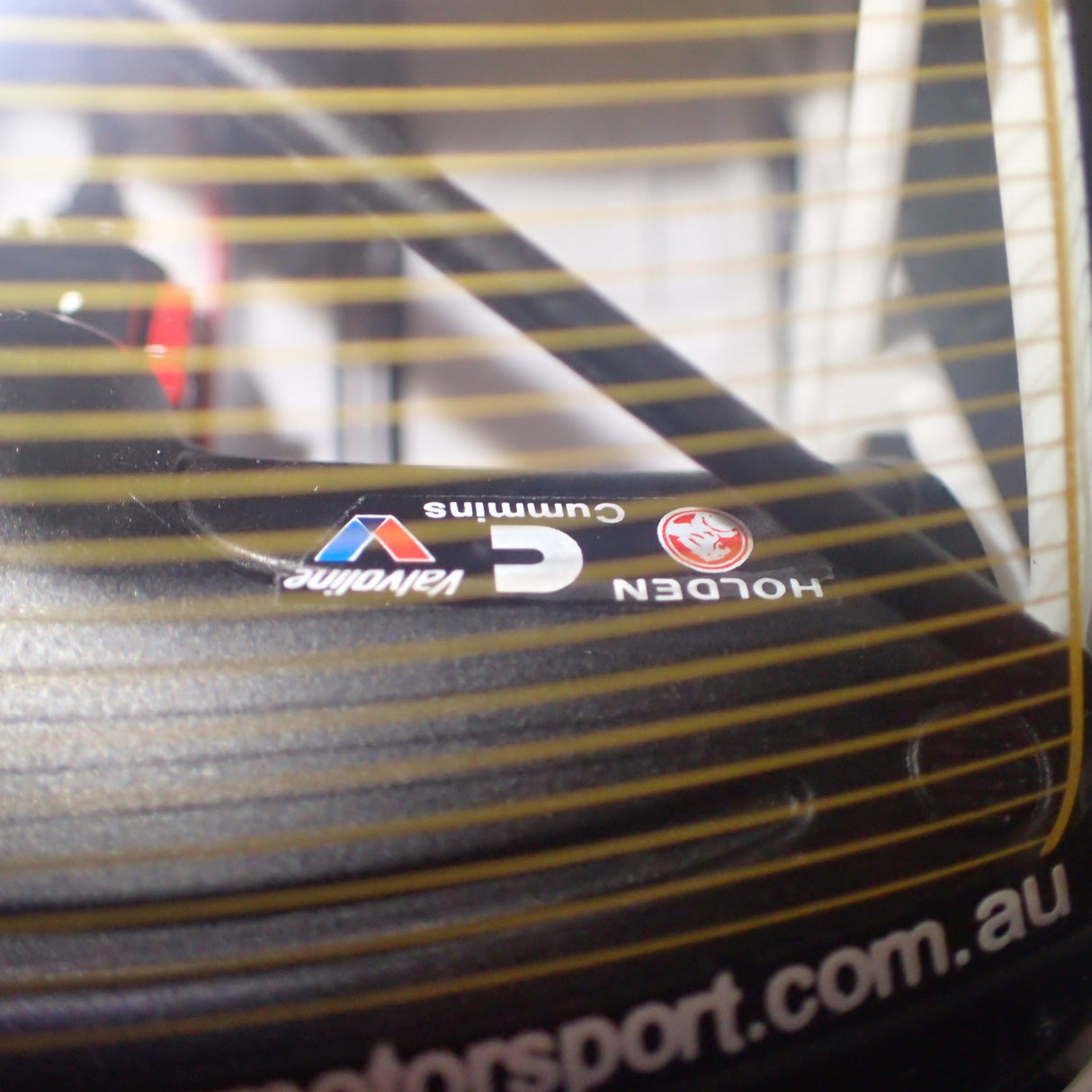 Biante/AutoArt 80163- Diecast 1:18 HOLDEN COMMODORE VX 2001 #34 VALVOLINE GARTHTANDER