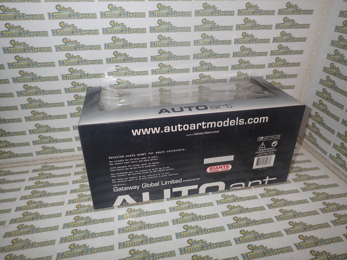 Biante/AutoArt 80163- Diecast 1:18 HOLDEN COMMODORE VX 2001 #34 VALVOLINE GARTHTANDER