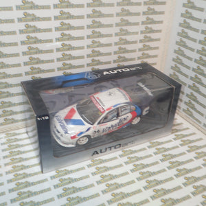 Biante/AutoArt 80163- Diecast 1:18 HOLDEN COMMODORE VX 2001 #34 VALVOLINE GARTHTANDER