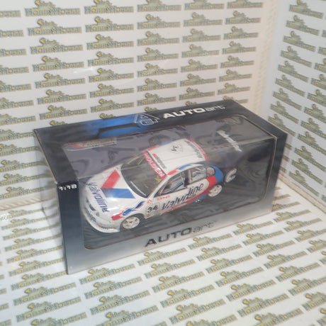 Biante/AutoArt 80163- Diecast 1:18 HOLDEN COMMODORE VX 2001 #34 VALVOLINE GARTHTANDER