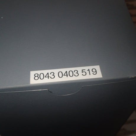 Kyosho Dealer Model Car 80 43 0 403 519 - 1/18 Scale BMW 7er Individual Model Car with Box Dealer Special Order