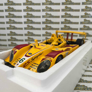AUTOart 80774 - 1:18 Scale Porsche RS Spyder ALMS R Briscoe S Maassen Penske