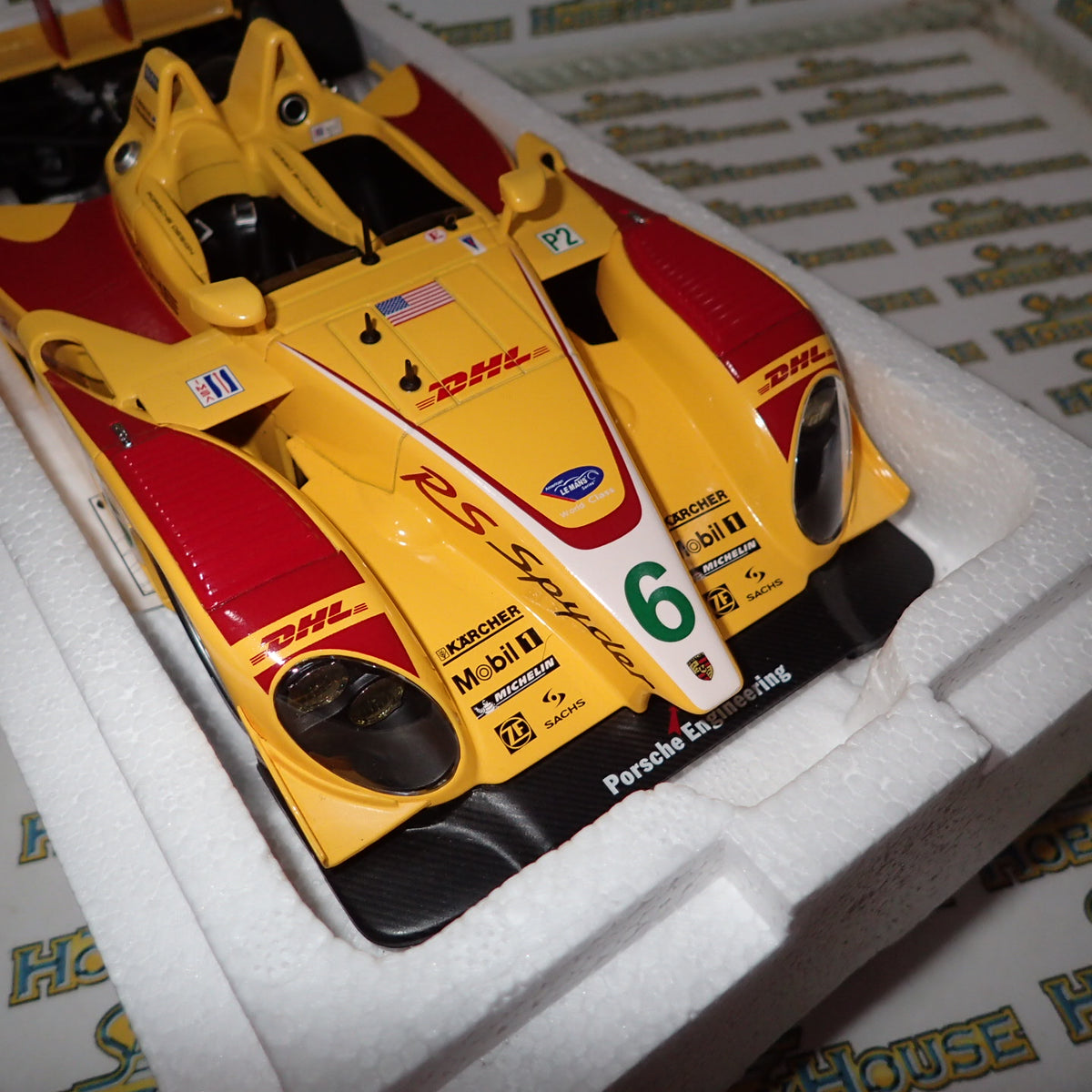 AUTOart 80774 - 1:18 Scale Porsche RS Spyder ALMS R Briscoe S Maassen Penske