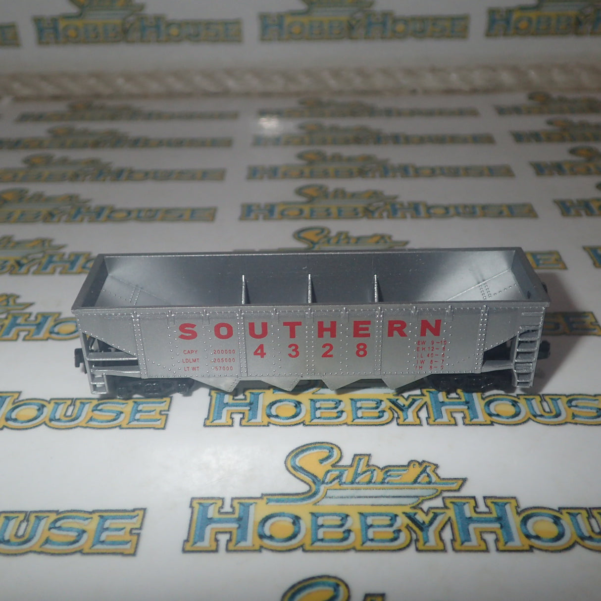 Model Power 83221 - N Scale 40' Bay Hopper Southern Model Railway Freight Car with Knuckle Coupler