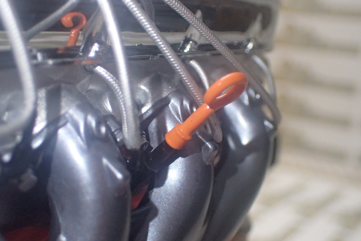 Liberty Classics 84030 - 1/6 Scale "Chevrolet Big Block" 427 L89 Tri-Power Diecast Model Engine Replica