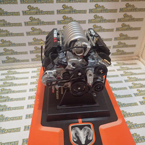 Liberty Classics 84033 - 1/6 Scale - Dodge Challenger 6.1L SRT8 Diecast Model Engine Replica