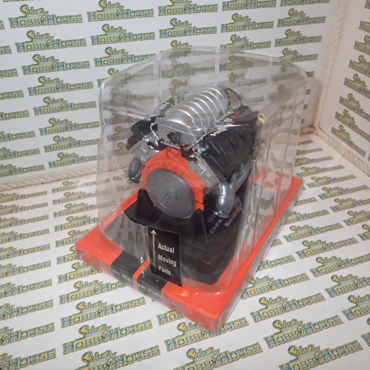 Liberty Classics 84033 - 1/6 Scale - Dodge Challenger 6.1L SRT8 Diecast Model Engine Replica