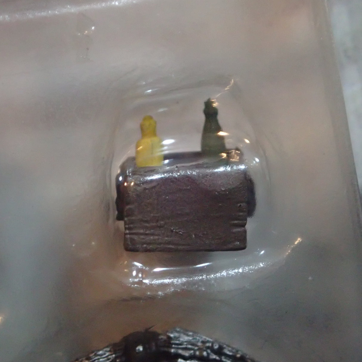 Forces Of Valor 80073 - 1:32 Scale German 4x4 Ambulance France, 1940 Diecast Scale Model Replica