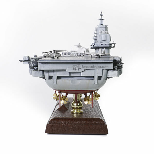 Forces of Valor FOV-861010B - 1/700 Scale People's Republic of China (PLAN) aircraft carrier, LiaoNing (16) Diecast Scale Model Replica
