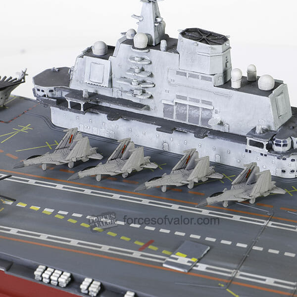 Forces of Valor FOV-861010B - 1/700 Scale People's Republic of China (PLAN) aircraft carrier, LiaoNing (16) Diecast Scale Model Replica