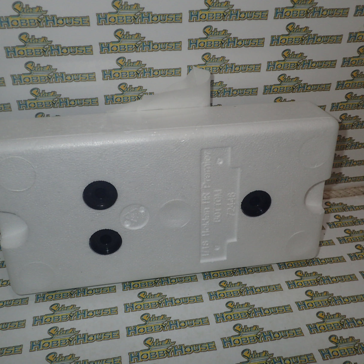 Biante / AutoArt 86963 - 1/18 Scale 1969 PETER BROCK HOLDEN HR PREMIER WINTON RACEWAY